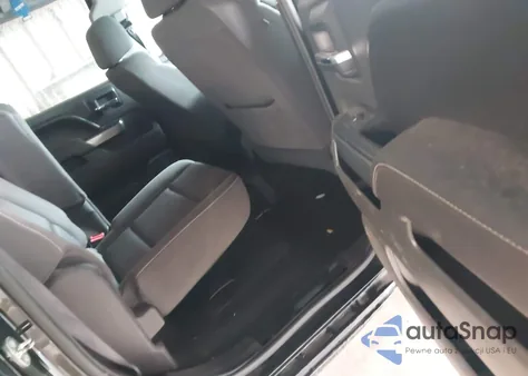 2017 Chevrolet Silverado 1500 1Lt из США, поврежденный, VIN 3GCPCREC8HG347354